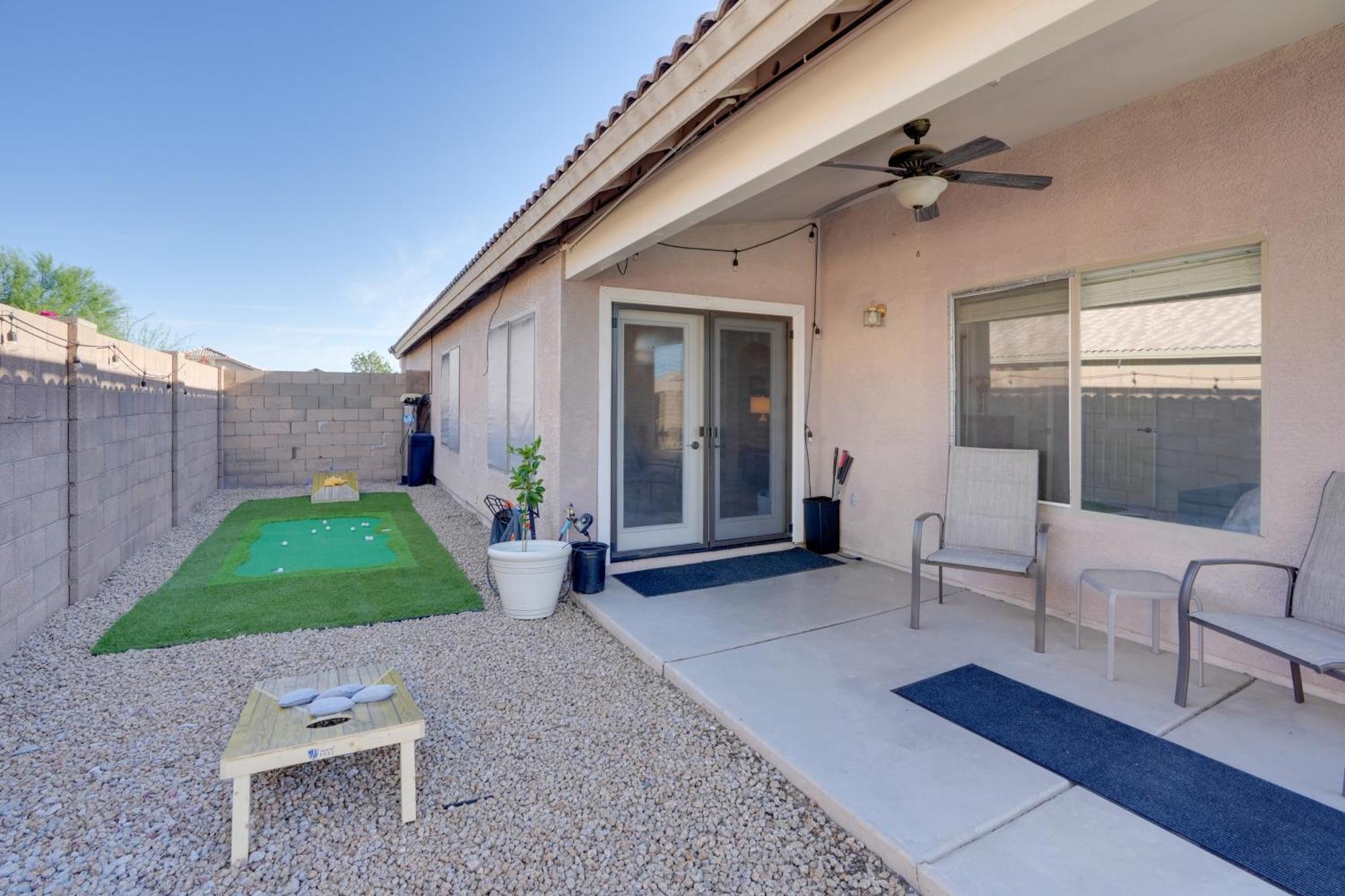 Villa Sunny Surprise Getaway With Private Yard And Pool Exterior foto